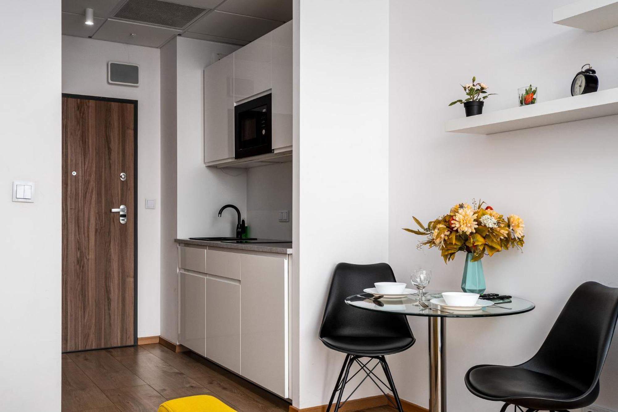 Prymasa Tysiaclecia 83A Free Garage By Perfect Apart Varsovia Exterior foto